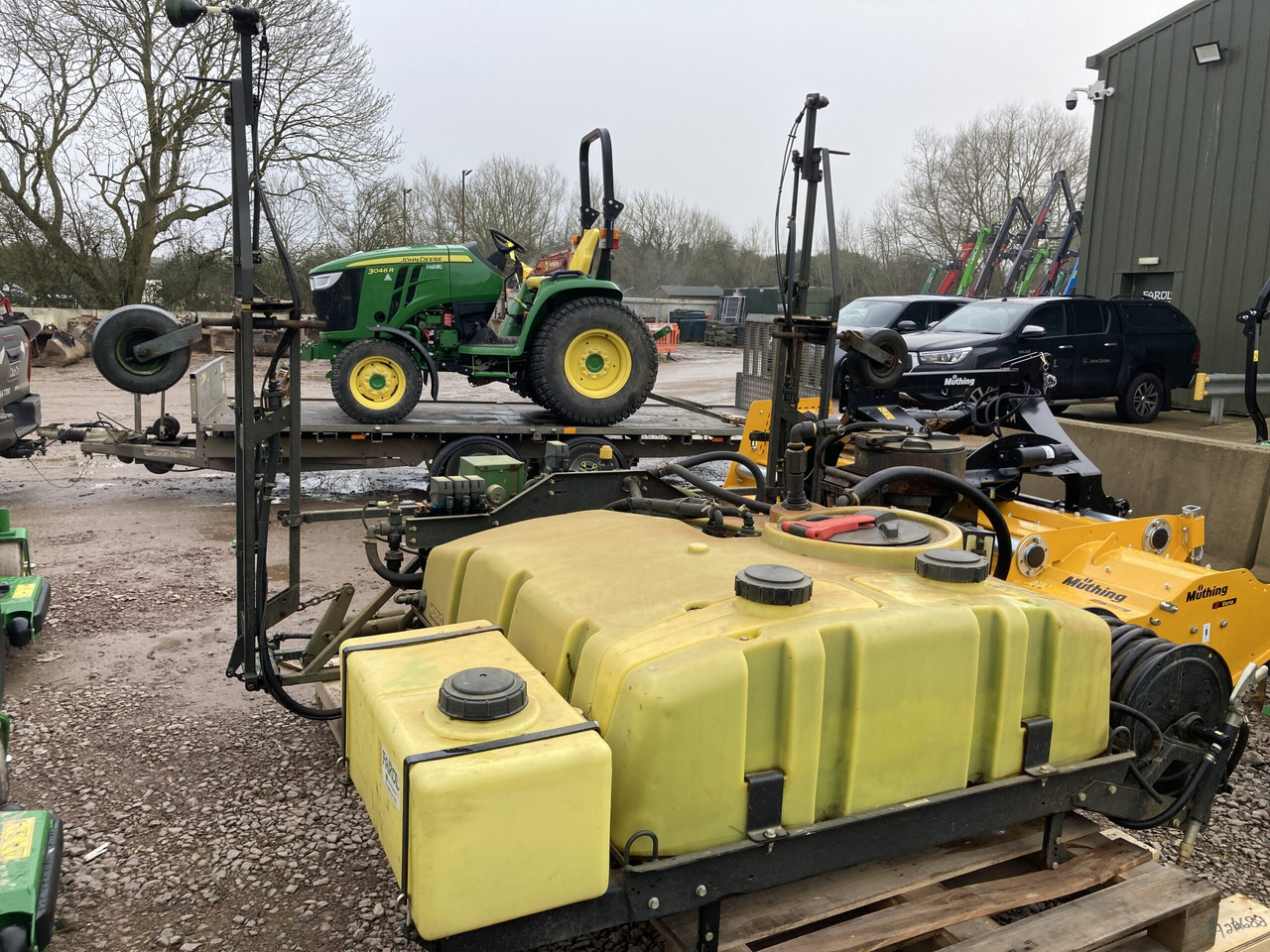 John Deere HD200 de-mount sprayer - Dārza tehnika: foto 2 John Deere HD200 de-mount sprayer - Dārza tehnika: foto 2