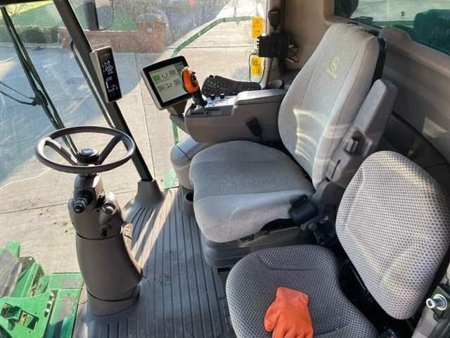Labības kombains John Deere S690 TM: foto 15
