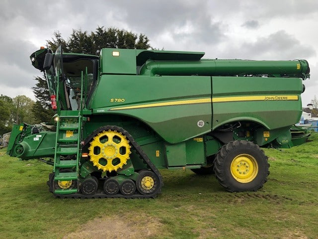 John Deere S780 - Labības kombains: foto 1 John Deere S780 - Labības kombains: foto 1