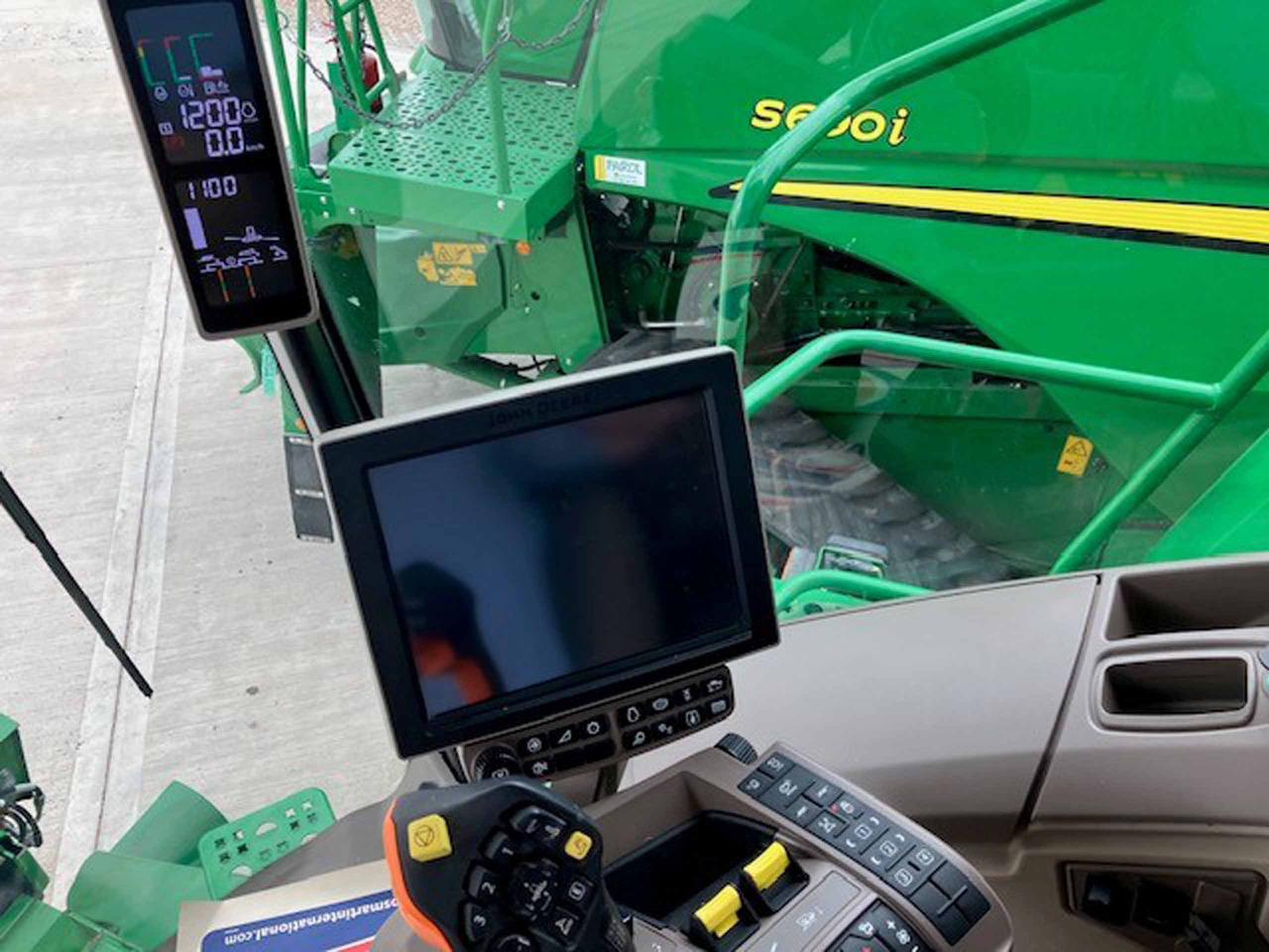 Labības kombains John Deere S790: foto 10