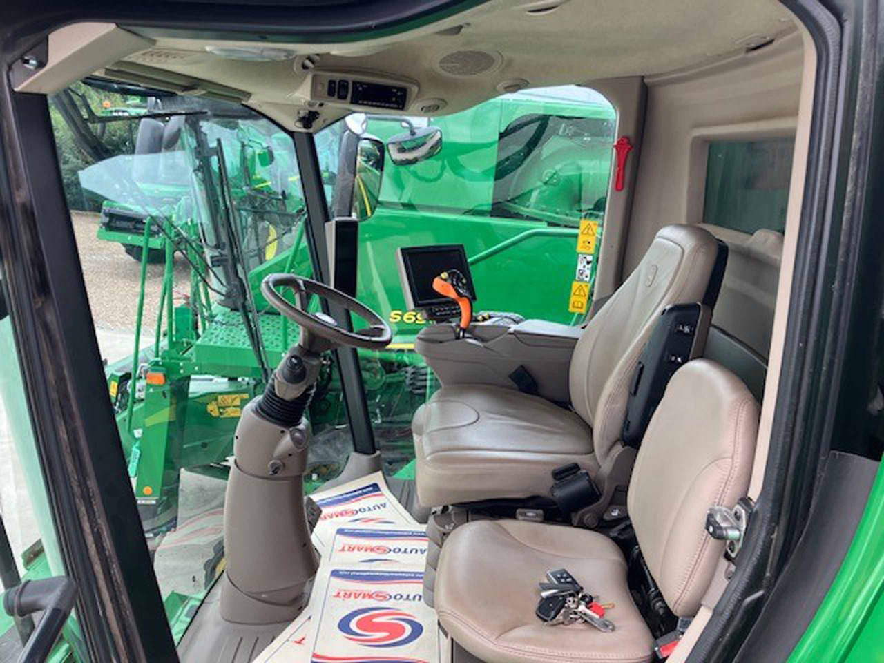 Labības kombains John Deere S790: foto 9