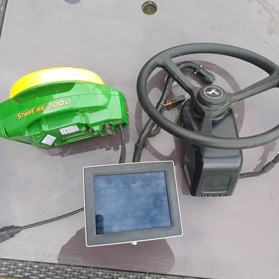 John Deere SF7000, 4240 screen + ATU300 wheel - Navigācijas sistēma - Lauksaimniecības tehnika: foto 1 John Deere SF7000, 4240 screen + ATU300 wheel - Navigācijas sistēma - Lauksaimniecības tehnika: foto 1