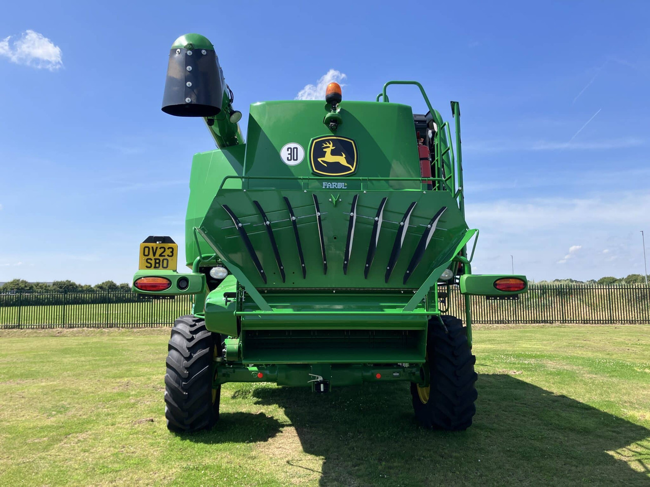 John Deere T550i - Labības kombains: foto 4 John Deere T550i - Labības kombains: foto 4
