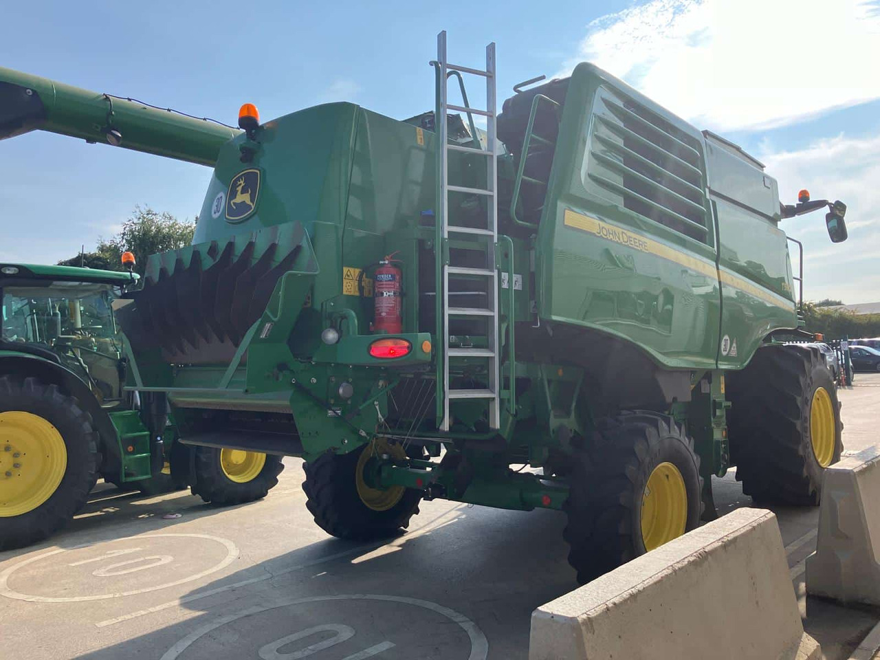 John Deere T560i HM - Labības kombains: foto 3 John Deere T560i HM - Labības kombains: foto 3