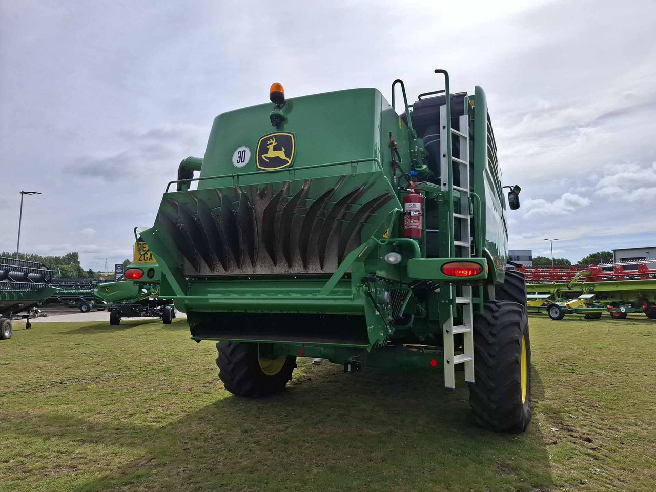 John Deere T670 - Labības kombains: foto 5 John Deere T670 - Labības kombains: foto 5