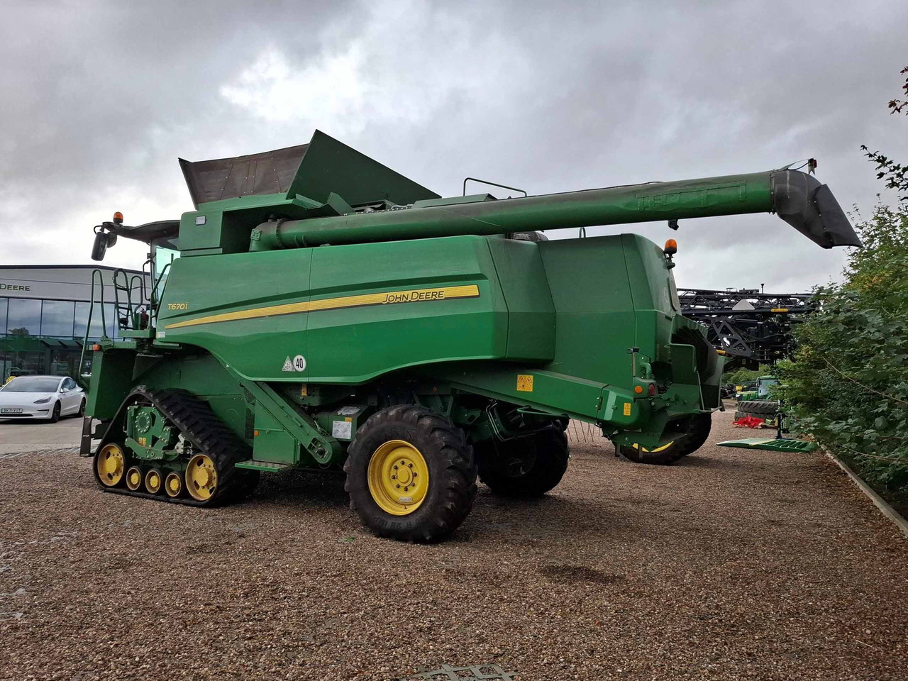John Deere T670i - Labības kombains: foto 3 John Deere T670i - Labības kombains: foto 3