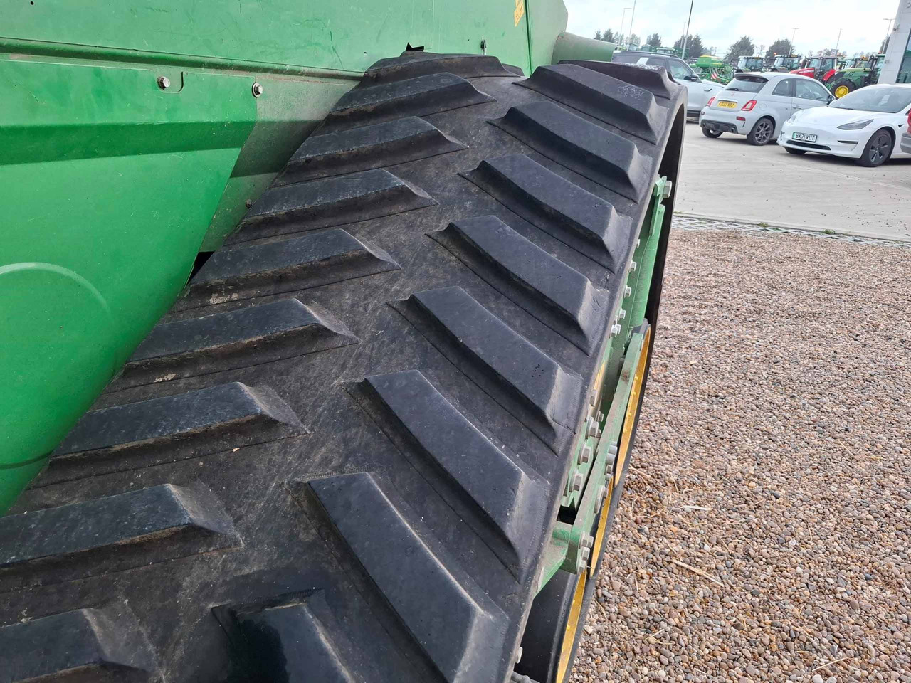 John Deere T670i - Labības kombains: foto 5 John Deere T670i - Labības kombains: foto 5
