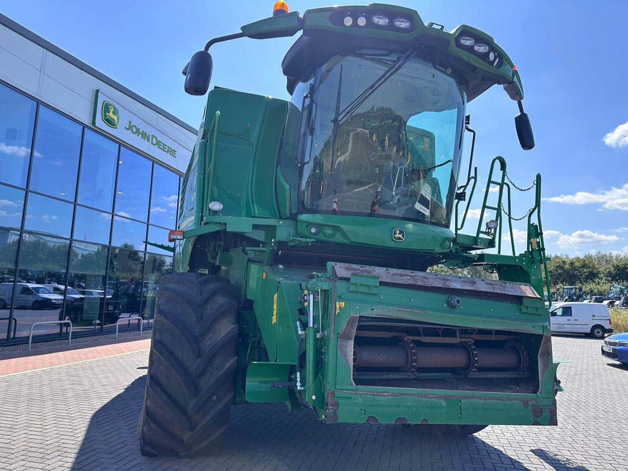 John Deere T670i HM - Labības kombains: foto 2 John Deere T670i HM - Labības kombains: foto 2