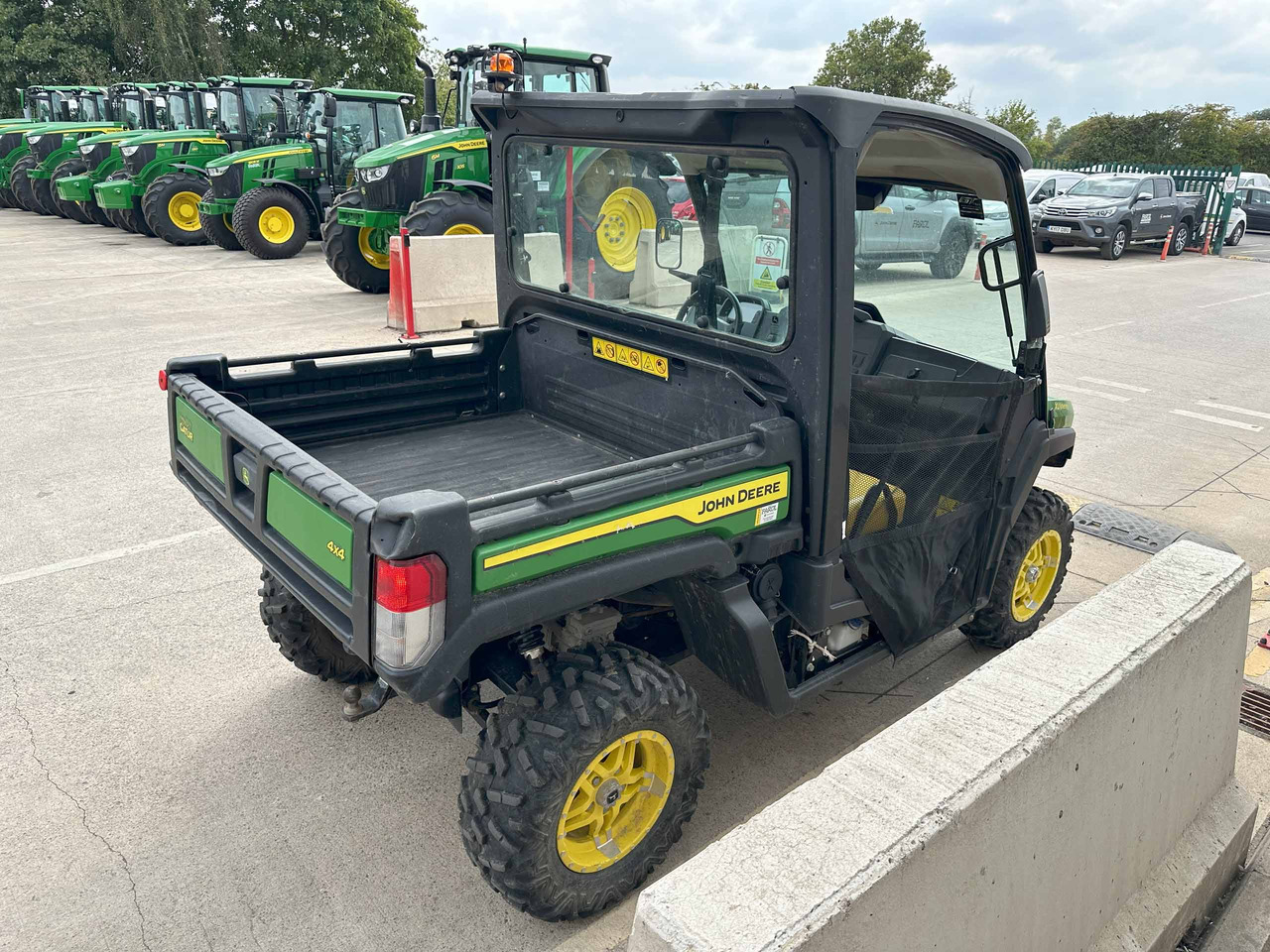 Kvadricikls John Deere XUV865M: foto 6