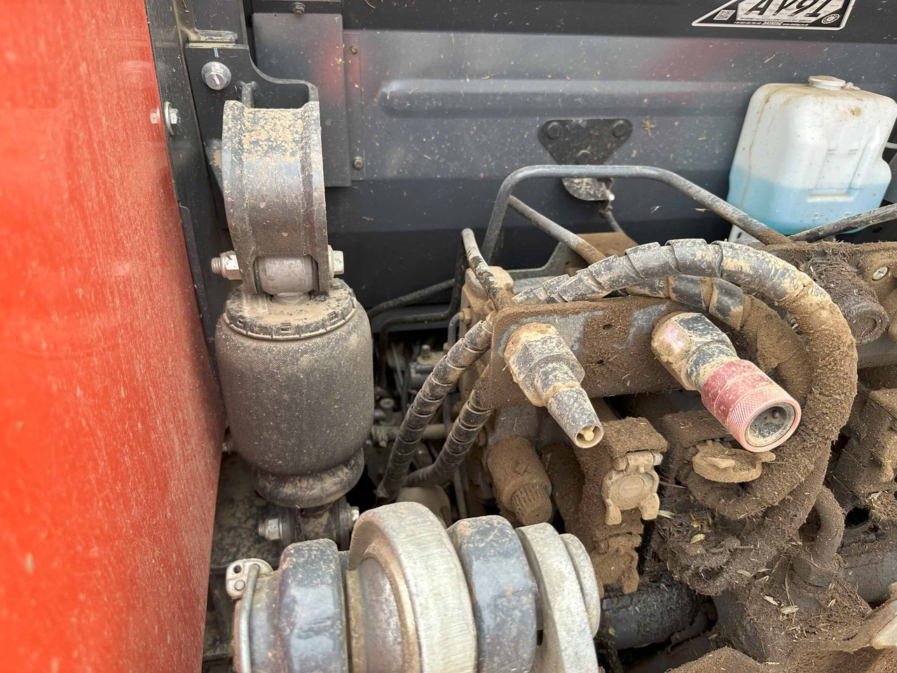 Traktors Kubota M7173 Premium KVT: foto 6