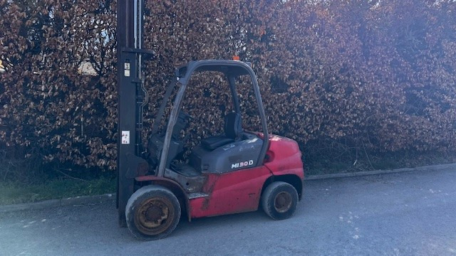 MANITOU MI30D - Dīzeļiekrāvējs: foto 1 MANITOU MI30D - Dīzeļiekrāvējs: foto 1