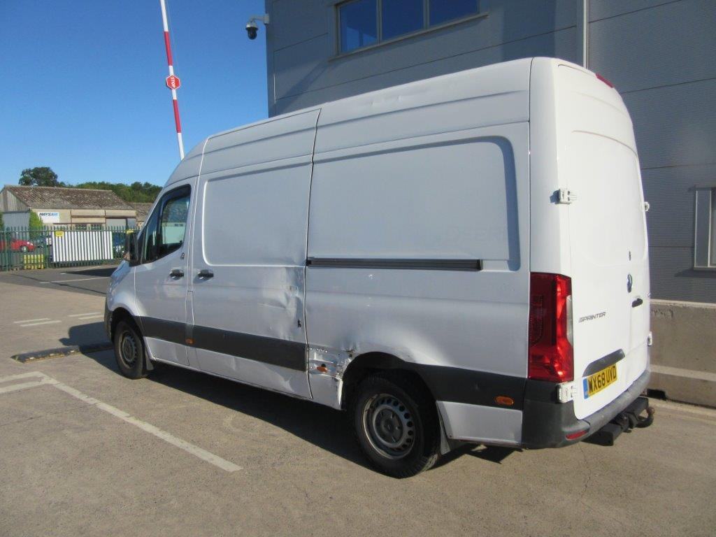 MERCEDES-BENZ SPRINTER 314 CDI - Kravas mikroautobuss: foto 5 MERCEDES-BENZ SPRINTER 314 CDI - Kravas mikroautobuss: foto 5