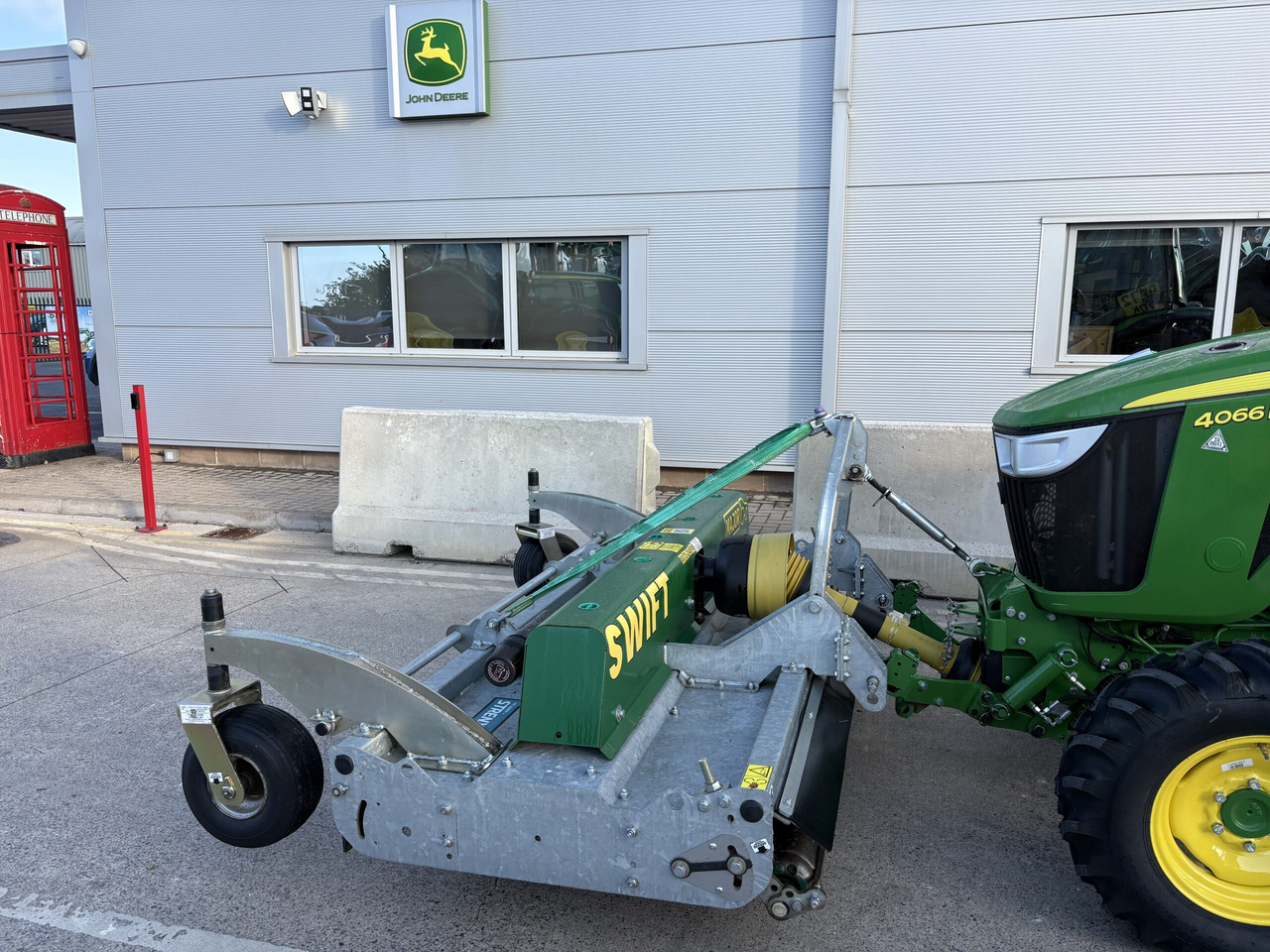 Major front Mounted Roller Mower MJ71-240F - Zāles pļāvējs: foto 2 Major front Mounted Roller Mower MJ71-240F - Zāles pļāvējs: foto 2