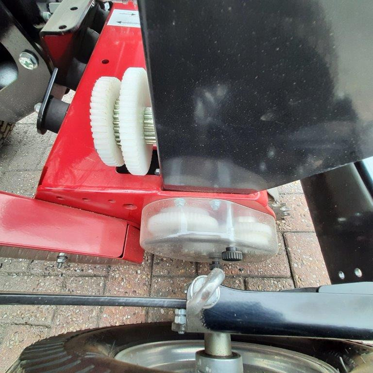 Maredo ST418 vibe disc seeder cartridge - Sēšanas tehnika: foto 3 Maredo ST418 vibe disc seeder cartridge - Sēšanas tehnika: foto 3