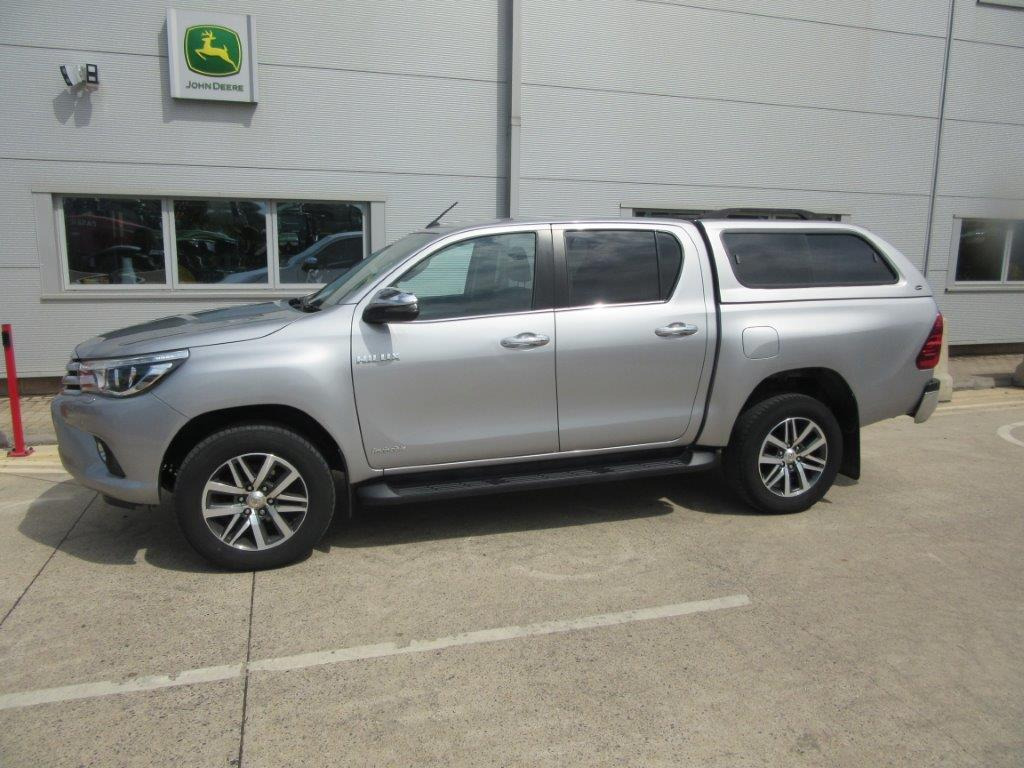 TOYOTA HILUX INVINCIBLE - Pikaps: foto 3 TOYOTA HILUX INVINCIBLE - Pikaps: foto 3