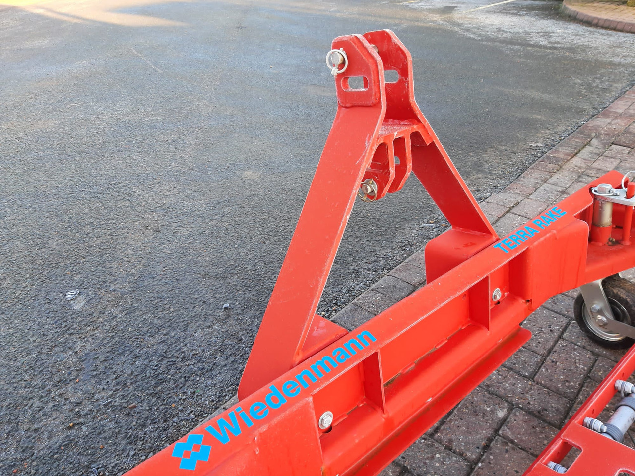 Wiedenmann Terra Rake 1.7m - Vālotājs/ Ārdītājs: foto 3 Wiedenmann Terra Rake 1.7m - Vālotājs/ Ārdītājs: foto 3