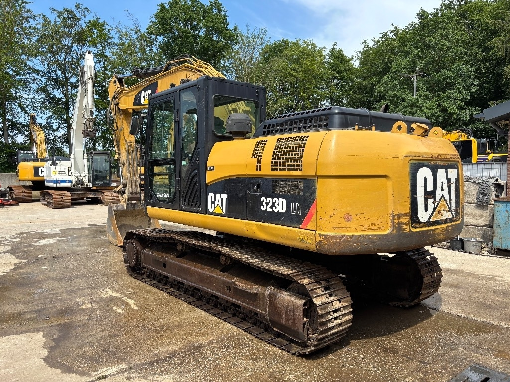 CAT 323 D LN - Kāpurķēžu ekskavators: foto 3 CAT 323 D LN - Kāpurķēžu ekskavators: foto 3