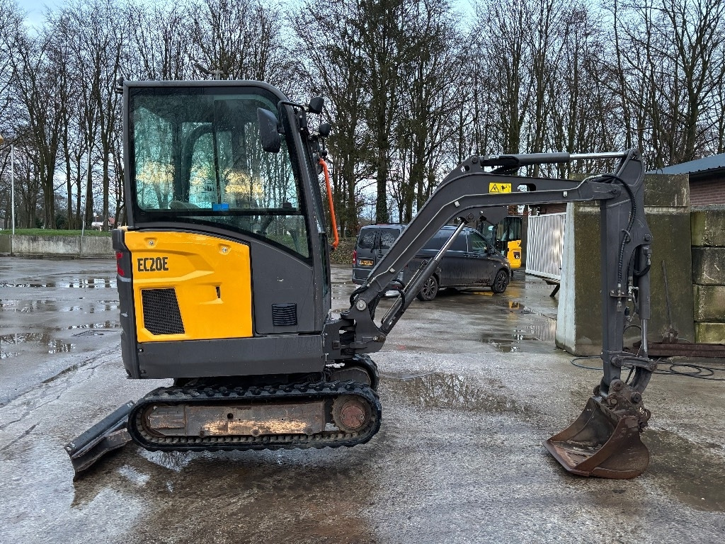 Mini-ekskavators Volvo EC 20 E: foto 15