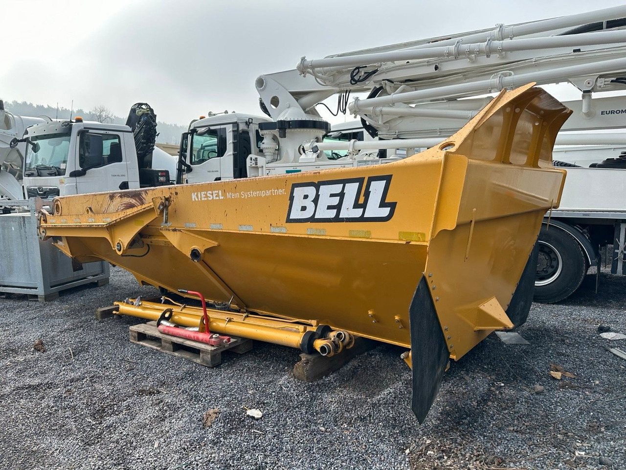 Bell B 25 E Dumper Mulden Kipper Aufbau - Pašizgāzēju virsbūve: foto 2 Bell B 25 E Dumper Mulden Kipper Aufbau - Pašizgāzēju virsbūve: foto 2