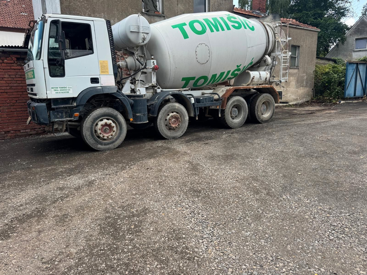 Iveco 410 EH 420 8X4 10m³ - Betonvedējs: foto 5 Iveco 410 EH 420 8X4 10m³ - Betonvedējs: foto 5