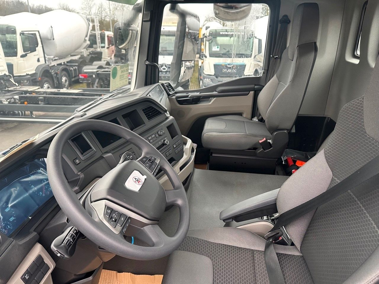 MAN TGS 18.400 4x4 Euro 6e Hyva Absetzkipper - Kravas automašīna pašizgāzējs, Kravas auto ar manipulatoru: foto 4 MAN TGS 18.400 4x4 Euro 6e Hyva Absetzkipper - Kravas automašīna pašizgāzējs, Kravas auto ar manipulatoru: foto 4