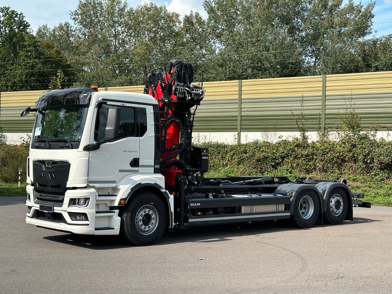 MAN TGS 26.470 6x2 Abrollkipper + Kran EPSILON - Pacēlājs ar āķi, Kravas auto ar manipulatoru: foto 3 MAN TGS 26.470 6x2 Abrollkipper + Kran EPSILON - Pacēlājs ar āķi, Kravas auto ar manipulatoru: foto 3
