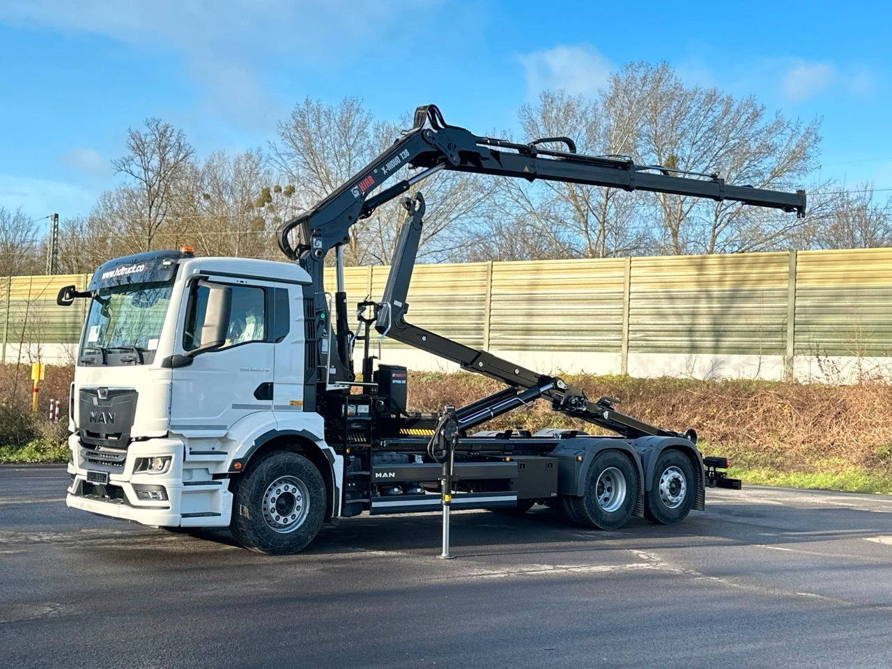 MAN TGS 26.470 6x2 Abrollkipper + Kran Hiab 138-3 - Pacēlājs ar āķi, Kravas auto ar manipulatoru: foto 1 MAN TGS 26.470 6x2 Abrollkipper + Kran Hiab 138-3 - Pacēlājs ar āķi, Kravas auto ar manipulatoru: foto 1