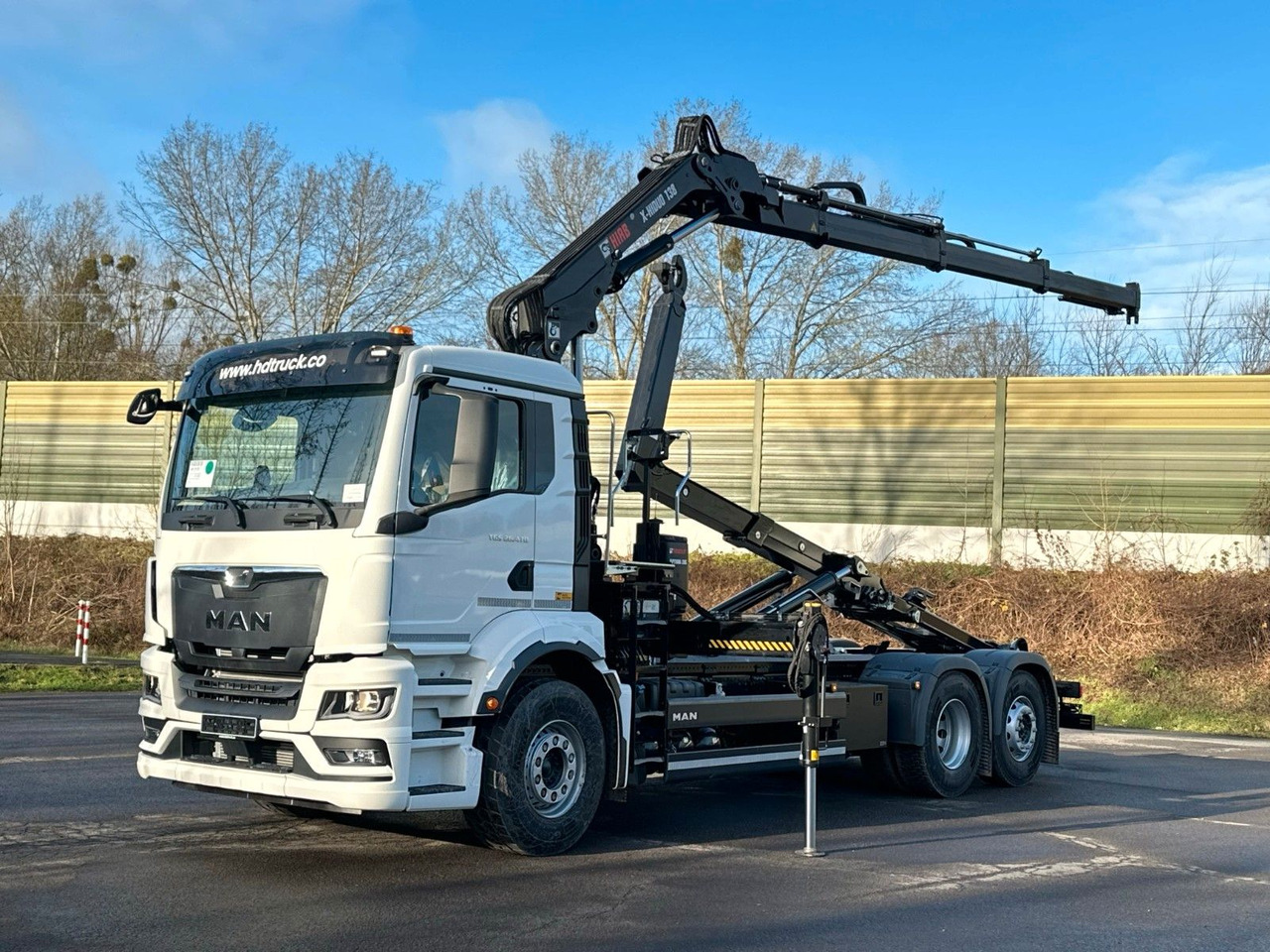 MAN TGS 26.470 6x2 Abrollkipper + Kran Hiab 138-3 - Pacēlājs ar āķi, Kravas auto ar manipulatoru: foto 2 MAN TGS 26.470 6x2 Abrollkipper + Kran Hiab 138-3 - Pacēlājs ar āķi, Kravas auto ar manipulatoru: foto 2