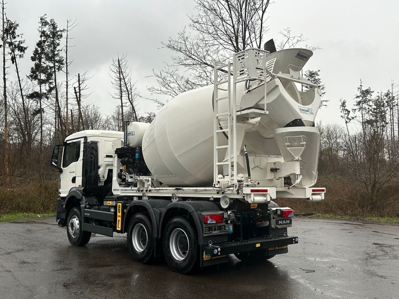 MAN TGS 33.440 6x4 Euro6e Abroller + Fahrmischer - Pacēlājs ar āķi, Kravas auto ar manipulatoru: foto 5 MAN TGS 33.440 6x4 Euro6e Abroller + Fahrmischer - Pacēlājs ar āķi, Kravas auto ar manipulatoru: foto 5