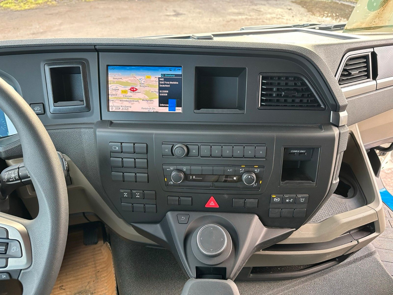 Pacēlājs ar āķi, Kravas auto ar manipulatoru MAN TGS 33.440 6x4 Euro6e Abrollkipper Hyva: foto 20