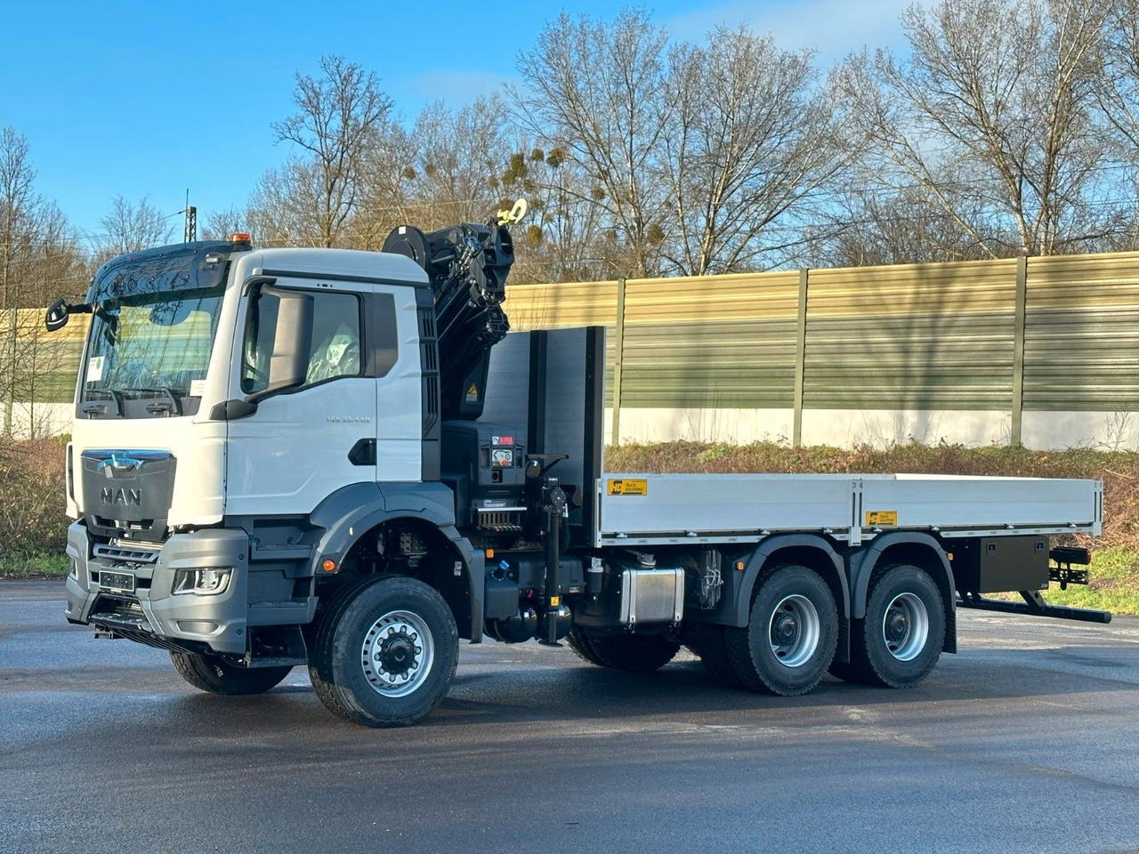 MAN TGS 33.440 6x6 Kran HIAB 228-6 - Bortu kravas automašīna/ Platforma, Kravas auto ar manipulatoru: foto 4 MAN TGS 33.440 6x6 Kran HIAB 228-6 - Bortu kravas automašīna/ Platforma, Kravas auto ar manipulatoru: foto 4