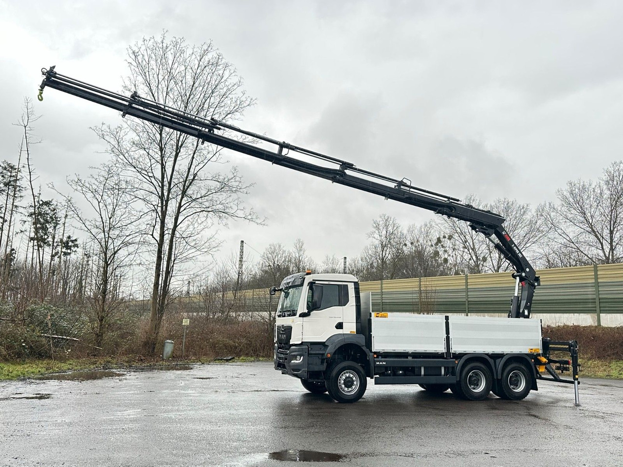MAN TGS 33.440 6x6 Kran HIAB X-HiPro 302 E 6 - Bortu kravas automašīna/ Platforma, Kravas auto ar manipulatoru: foto 1 MAN TGS 33.440 6x6 Kran HIAB X-HiPro 302 E 6 - Bortu kravas automašīna/ Platforma, Kravas auto ar manipulatoru: foto 1