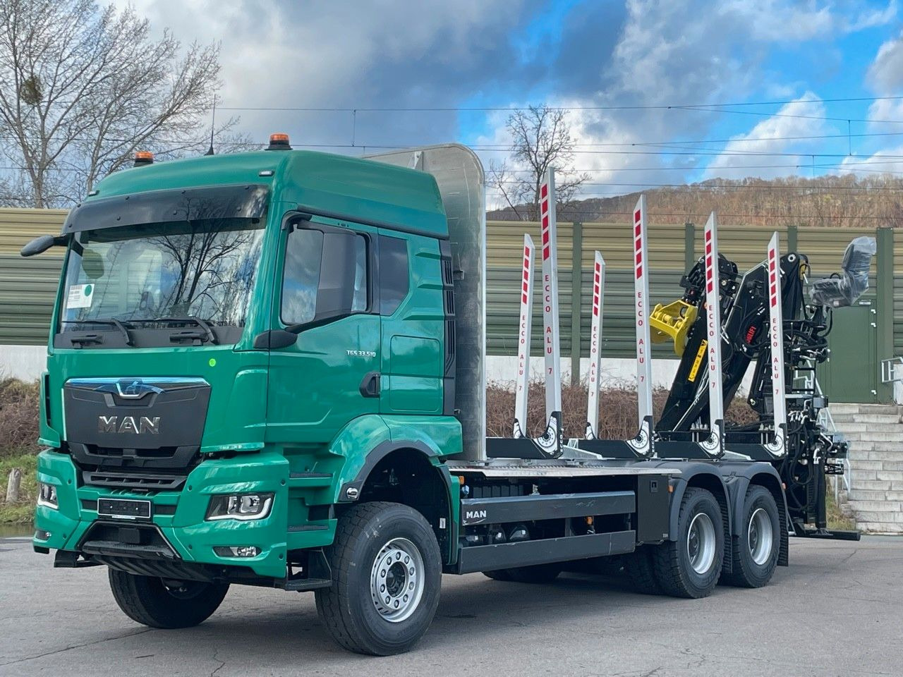 MAN TGS 33.510 6X4 BL Euro6e LogLift 165Z - Kokvedējs, Kravas auto ar manipulatoru: foto 2 MAN TGS 33.510 6X4 BL Euro6e LogLift 165Z - Kokvedējs, Kravas auto ar manipulatoru: foto 2