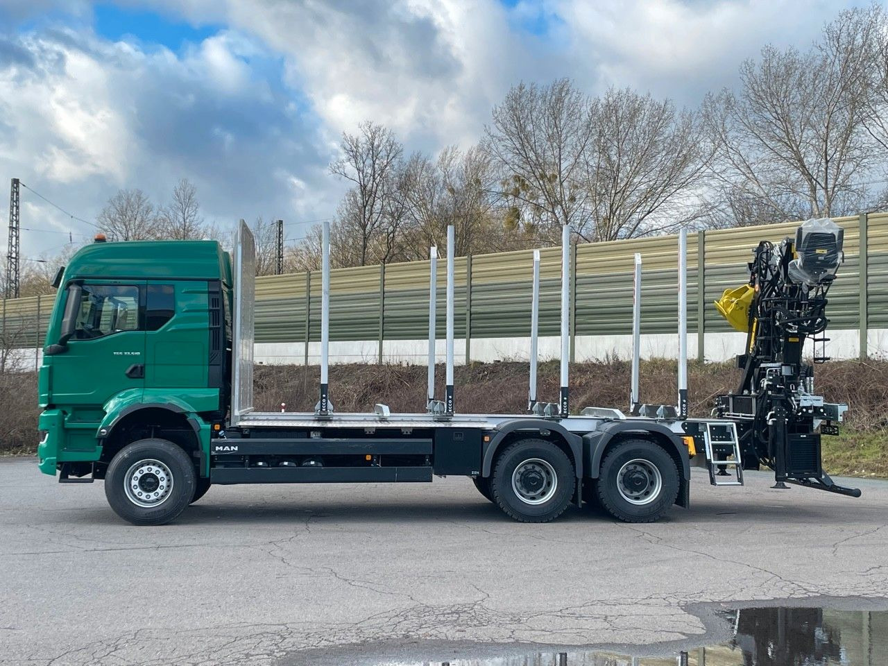 MAN TGS 33.510 6X4 BL Euro6e LogLift 165Z - Kokvedējs, Kravas auto ar manipulatoru: foto 4 MAN TGS 33.510 6X4 BL Euro6e LogLift 165Z - Kokvedējs, Kravas auto ar manipulatoru: foto 4