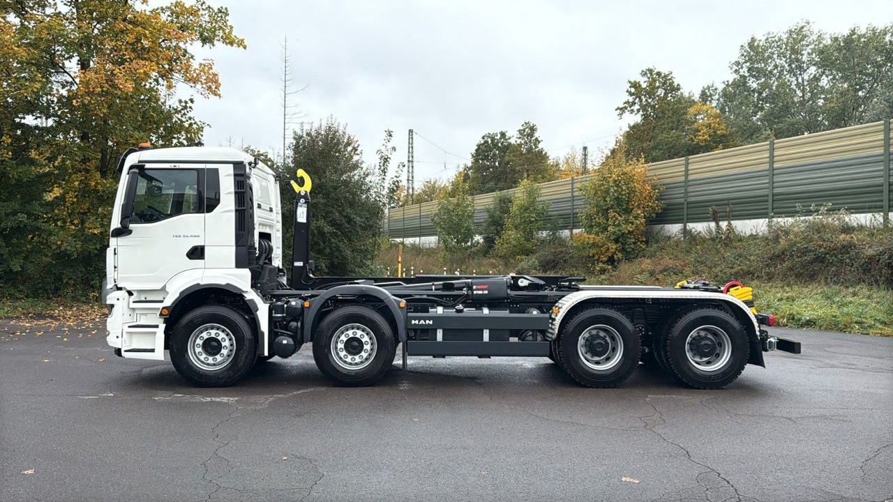 MAN TGS 35.480 8x4 Euro6e Hiab MultLift Abrollkipper - Pacēlājs ar āķi, Kravas auto ar manipulatoru: foto 2 MAN TGS 35.480 8x4 Euro6e Hiab MultLift Abrollkipper - Pacēlājs ar āķi, Kravas auto ar manipulatoru: foto 2