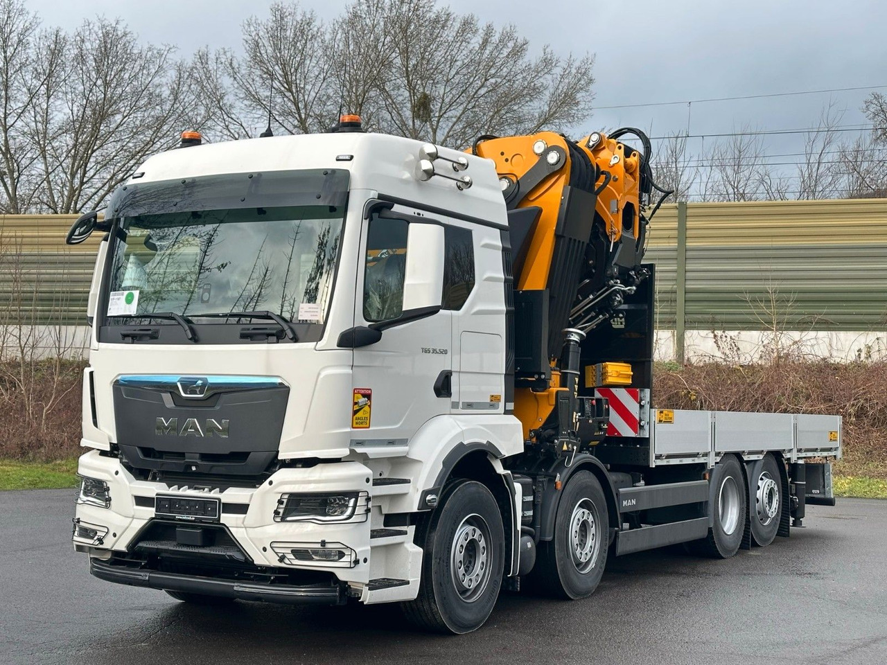 MAN TGS 35.520 8X2 Hiab EFFER 955-8s +Jib 6s - Kravas auto ar manipulatoru: foto 2 MAN TGS 35.520 8X2 Hiab EFFER 955-8s +Jib 6s - Kravas auto ar manipulatoru: foto 2