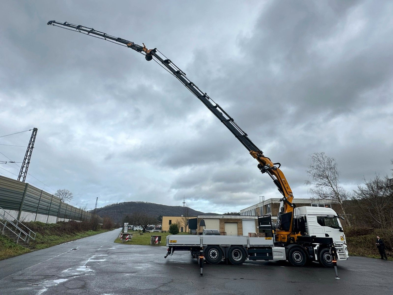 Kravas auto ar manipulatoru MAN TGS 35.520 8X2 Hiab EFFER 955-8s +Jib 6s: foto 18