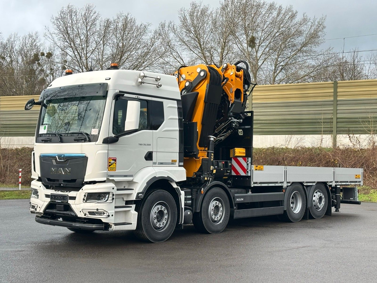 MAN TGS 35.520 8X2 Hiab EFFER 955-8s +Jib 6s - Kravas auto ar manipulatoru: foto 3 MAN TGS 35.520 8X2 Hiab EFFER 955-8s +Jib 6s - Kravas auto ar manipulatoru: foto 3