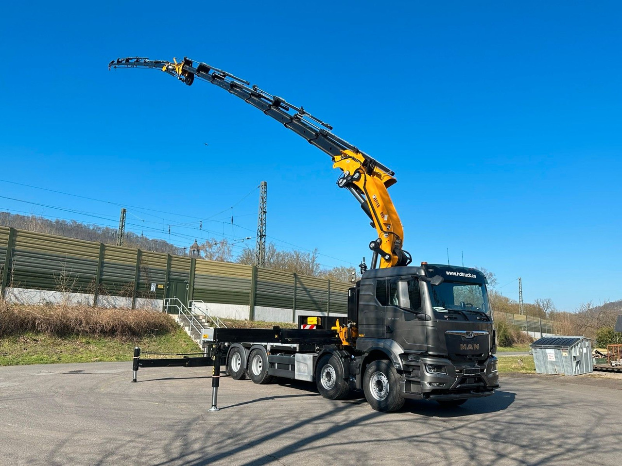MAN TGS 35.520 8X4 TG 3 EFFER 955-8s +Jib 6sAUTOKRAN - Kravas auto ar manipulatoru: foto 2 MAN TGS 35.520 8X4 TG 3 EFFER 955-8s +Jib 6sAUTOKRAN - Kravas auto ar manipulatoru: foto 2