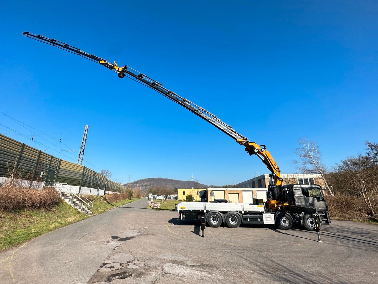 MAN TGS 35.520 8X4 TG 3 EFFER 955-8s +Jib 6sAUTOKRAN - Kravas auto ar manipulatoru: foto 5 MAN TGS 35.520 8X4 TG 3 EFFER 955-8s +Jib 6sAUTOKRAN - Kravas auto ar manipulatoru: foto 5