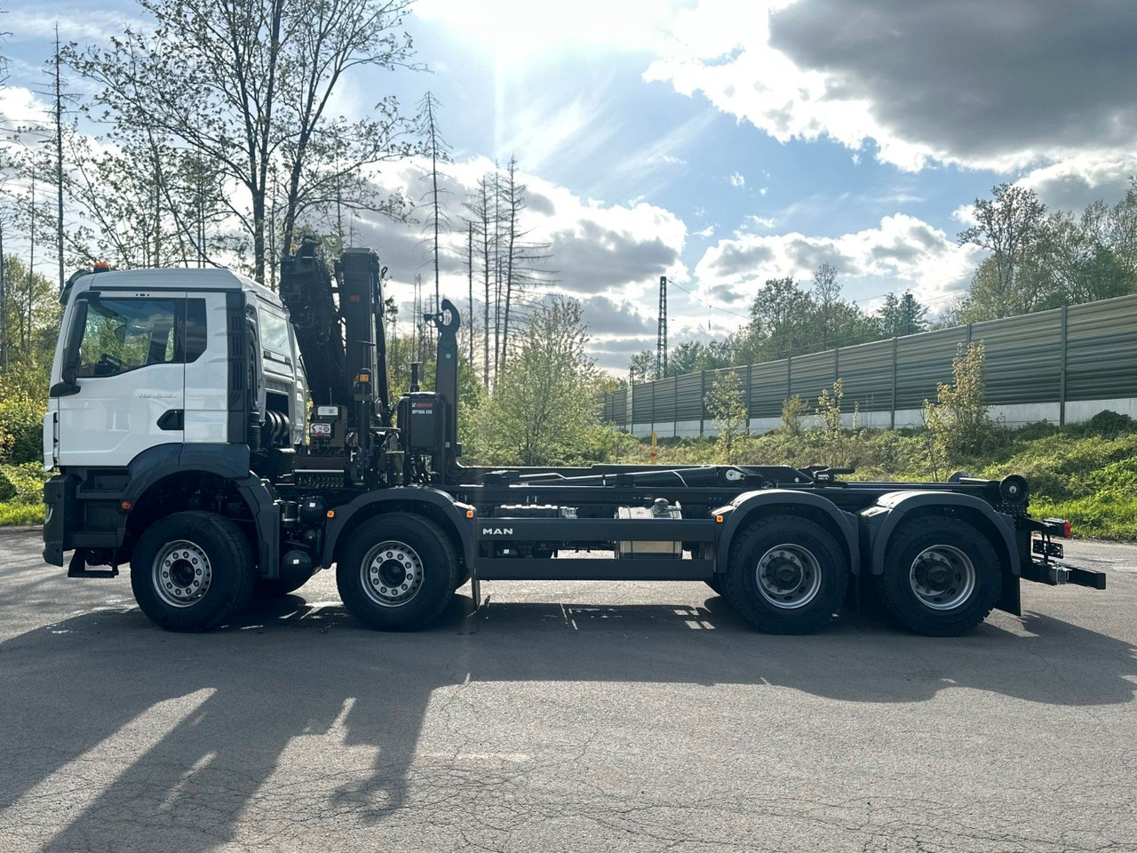 MAN TGS 35.520 8x4 Abrollkipper + Kran HIAB 228-6 - Pacēlājs ar āķi, Kravas auto ar manipulatoru: foto 4 MAN TGS 35.520 8x4 Abrollkipper + Kran HIAB 228-6 - Pacēlājs ar āķi, Kravas auto ar manipulatoru: foto 4