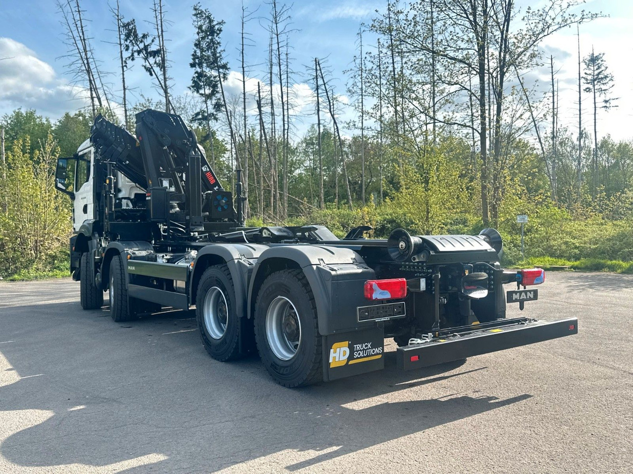 Pacēlājs ar āķi, Kravas auto ar manipulatoru MAN TGS 35.520 8x4  Abrollkipper + Kran HIAB 228-6: foto 5