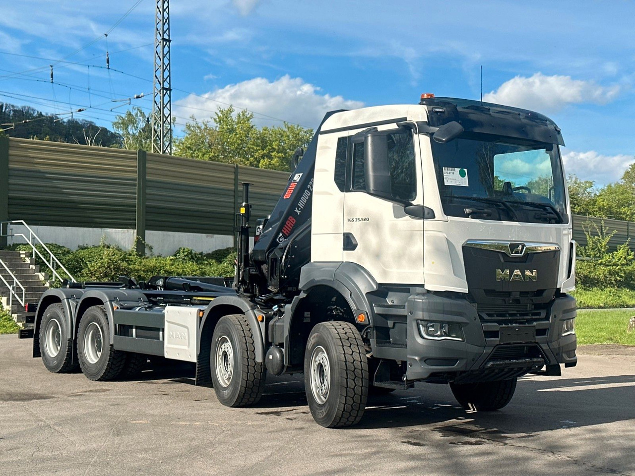 Pacēlājs ar āķi, Kravas auto ar manipulatoru MAN TGS 35.520 8x4  Abrollkipper + Kran HIAB 228-6: foto 8
