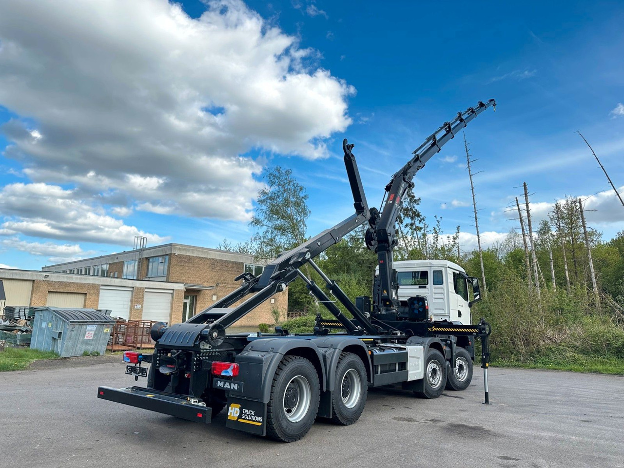 Pacēlājs ar āķi, Kravas auto ar manipulatoru MAN TGS 35.520 8x4  Abrollkipper + Kran HIAB 228-6: foto 10