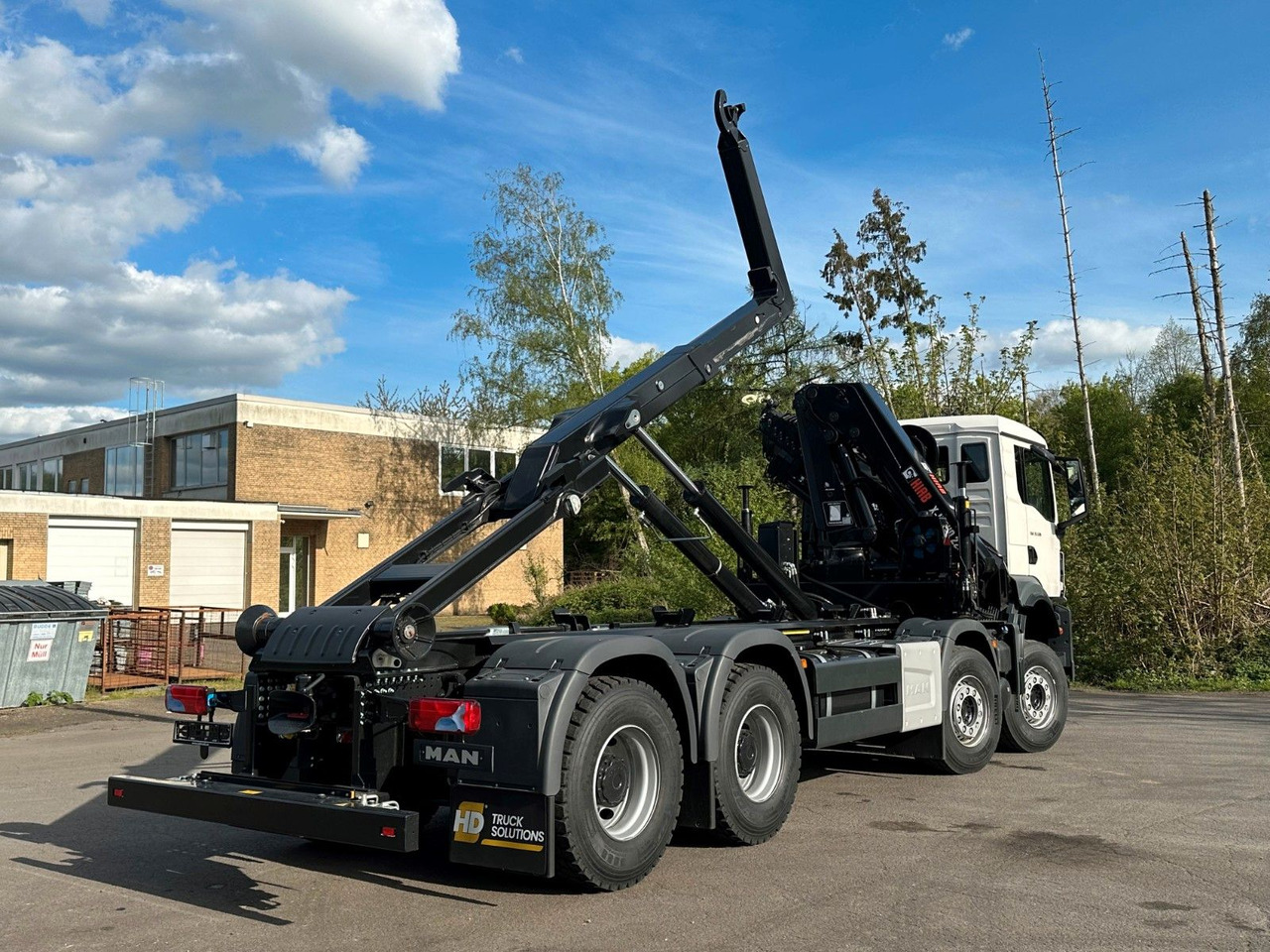 Pacēlājs ar āķi, Kravas auto ar manipulatoru MAN TGS 35.520 8x4  Abrollkipper + Kran HIAB 228-6: foto 18