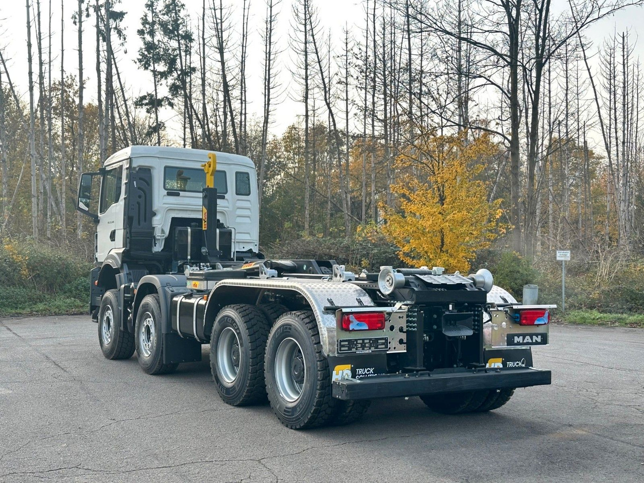 MAN TGS 35.520 8x4 Euro6e Hyva 26-55 Abrollkipper - Pacēlājs ar āķi: foto 4 MAN TGS 35.520 8x4 Euro6e Hyva 26-55 Abrollkipper - Pacēlājs ar āķi: foto 4
