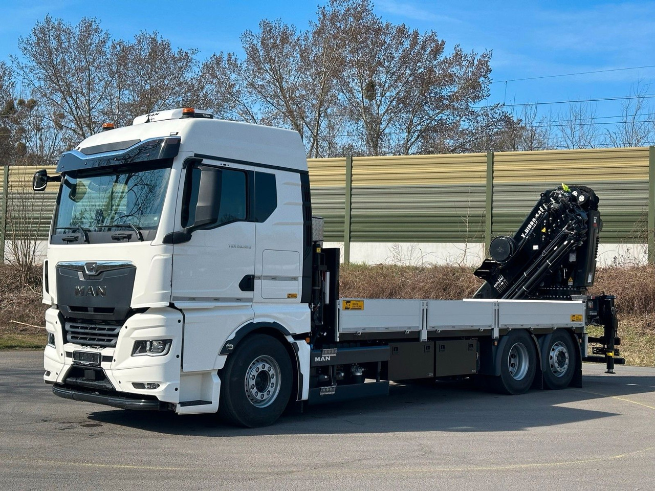MAN TGX 26.520 TG3 Retarder / 6X2 Hiab 548 E 8 - Kravas auto ar manipulatoru: foto 1 MAN TGX 26.520 TG3 Retarder / 6X2 Hiab 548 E 8 - Kravas auto ar manipulatoru: foto 1