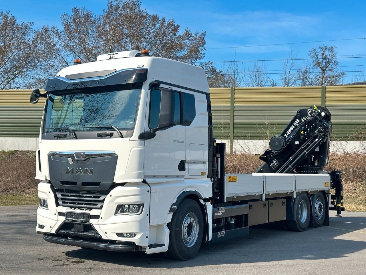 MAN TGX 26.520 TG3 Retarder / 6X2 Hiab 548 E 8 - Kravas auto ar manipulatoru: foto 2 MAN TGX 26.520 TG3 Retarder / 6X2 Hiab 548 E 8 - Kravas auto ar manipulatoru: foto 2