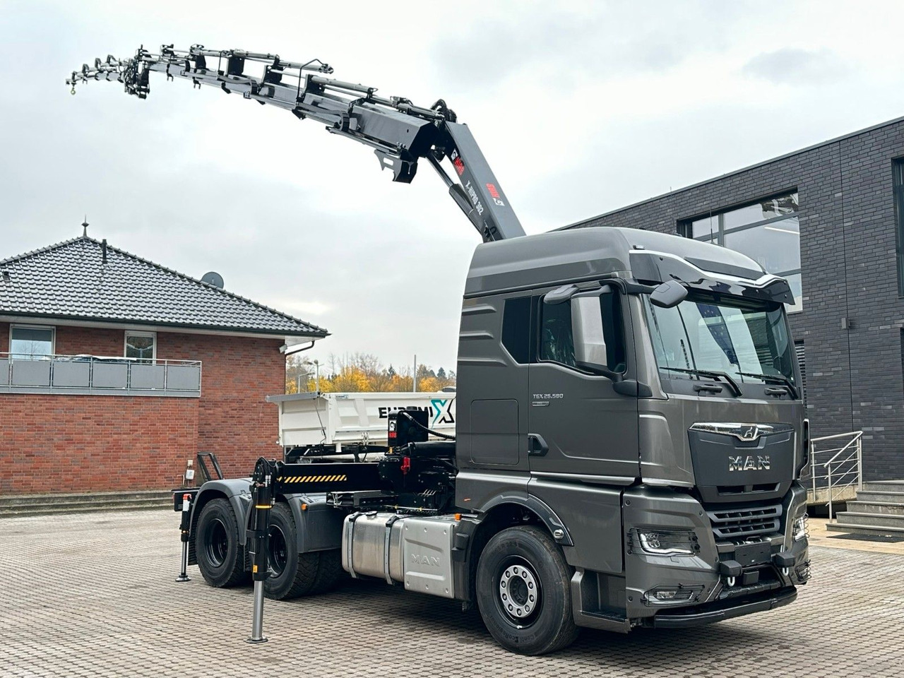 Vilcējs MAN TGX 26.580 6x4 Kran Hiab 302-6 + Jib-4: foto 14