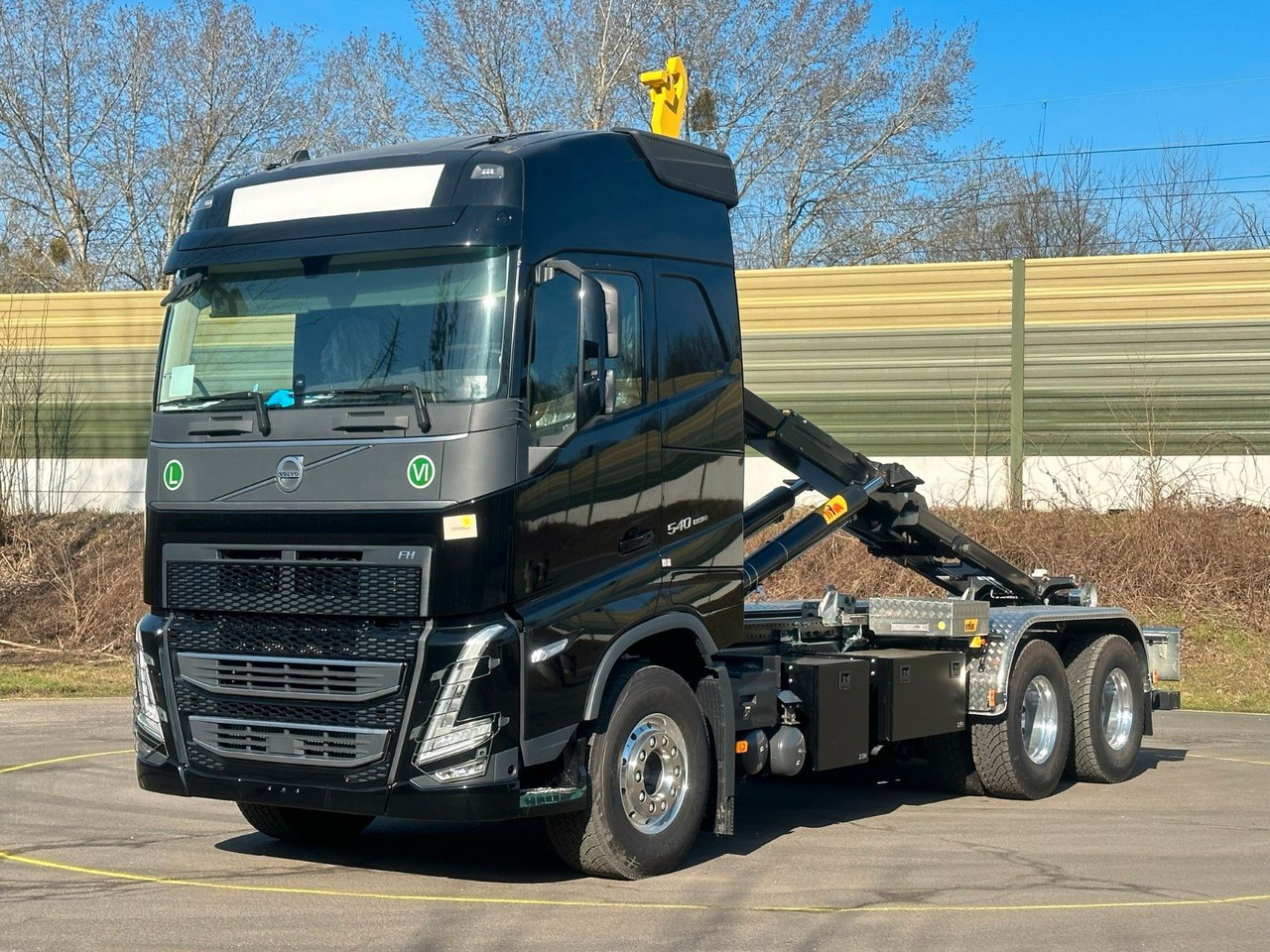 Volvo FH 540 6x4 Abrollkipper Hyva 20-60 - Pacēlājs ar āķi, Kravas auto ar manipulatoru: foto 2 Volvo FH 540 6x4 Abrollkipper Hyva 20-60 - Pacēlājs ar āķi, Kravas auto ar manipulatoru: foto 2